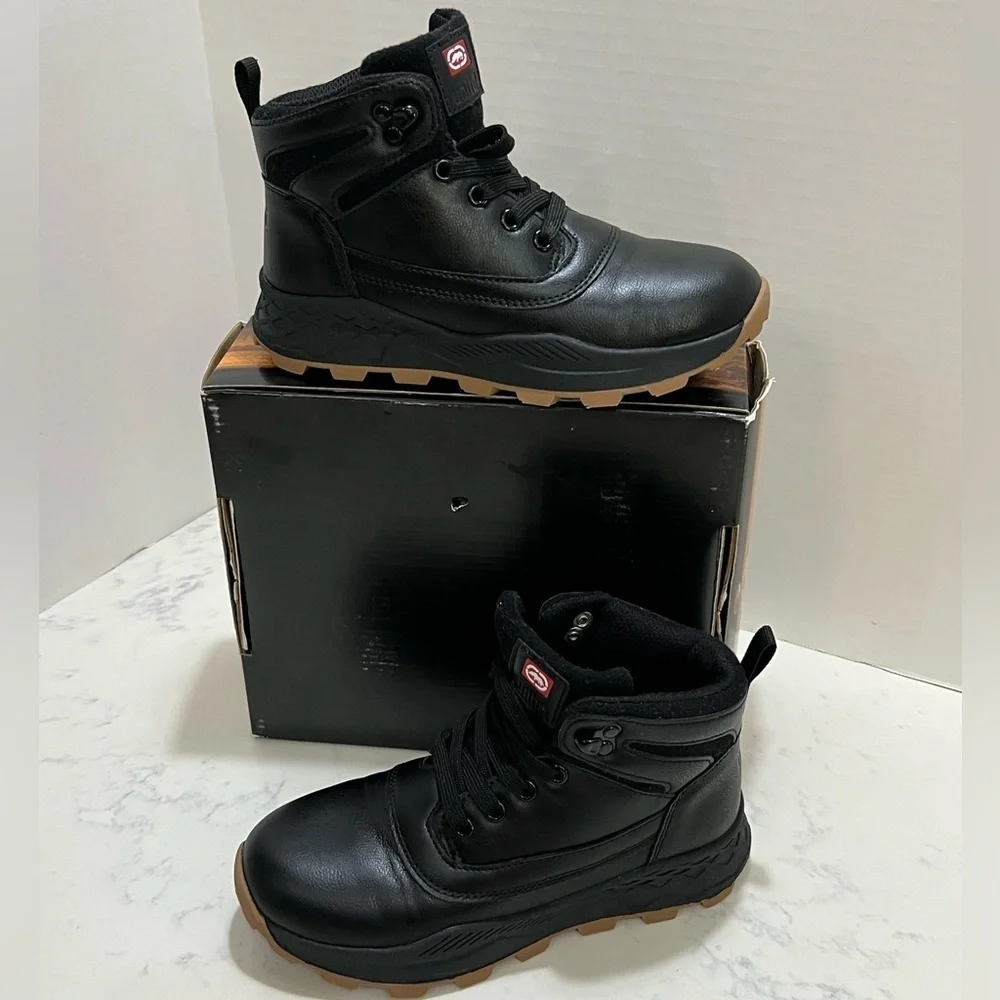 Lugz Black and Brown Boots with Modern Design